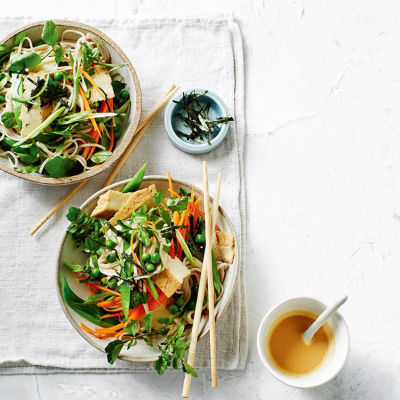 Soba Noodles With Tofu & Miso Dressing