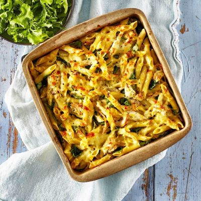 Cheesy Chicken and Corn Pasta Bake