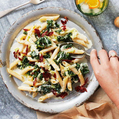 Penne With Kale & Prosciutto
