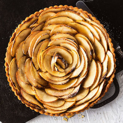 Apple Date Tart With Flaky Pastry