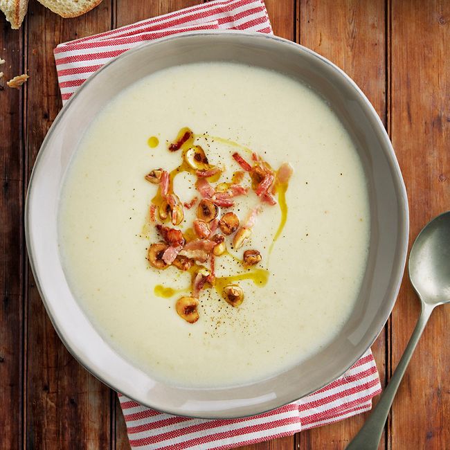 Cauliflower Soup With Hazelnuts And Bacon