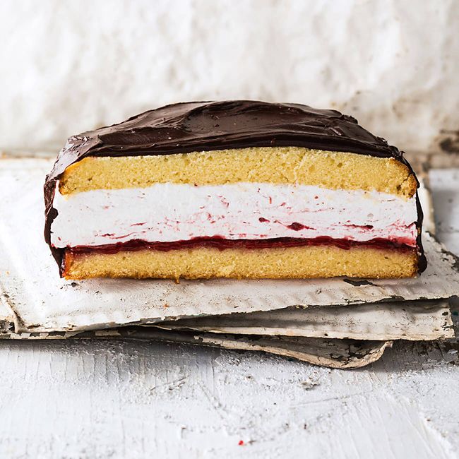 Wagon Wheel Cake
