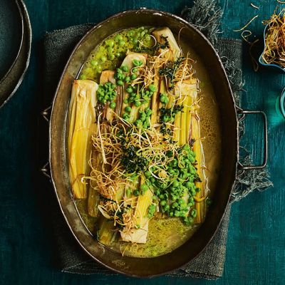 Braised Leeks With Smashed Peas
