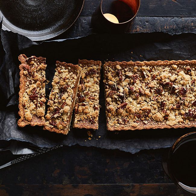 Sweet Potato Pie With Pecan Crumble