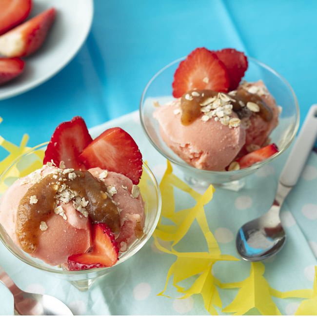 Homemade Fro-Yo With Date Caramel & Muesli