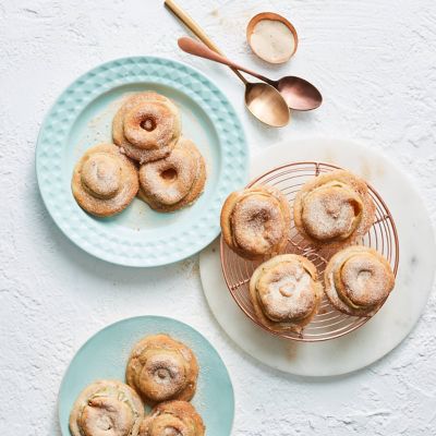 Apple And Cinnamon Fritters