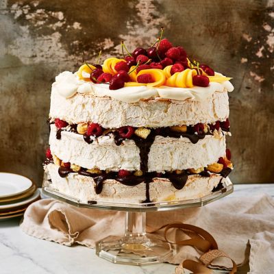 Pavlova Layer Sponge Cake