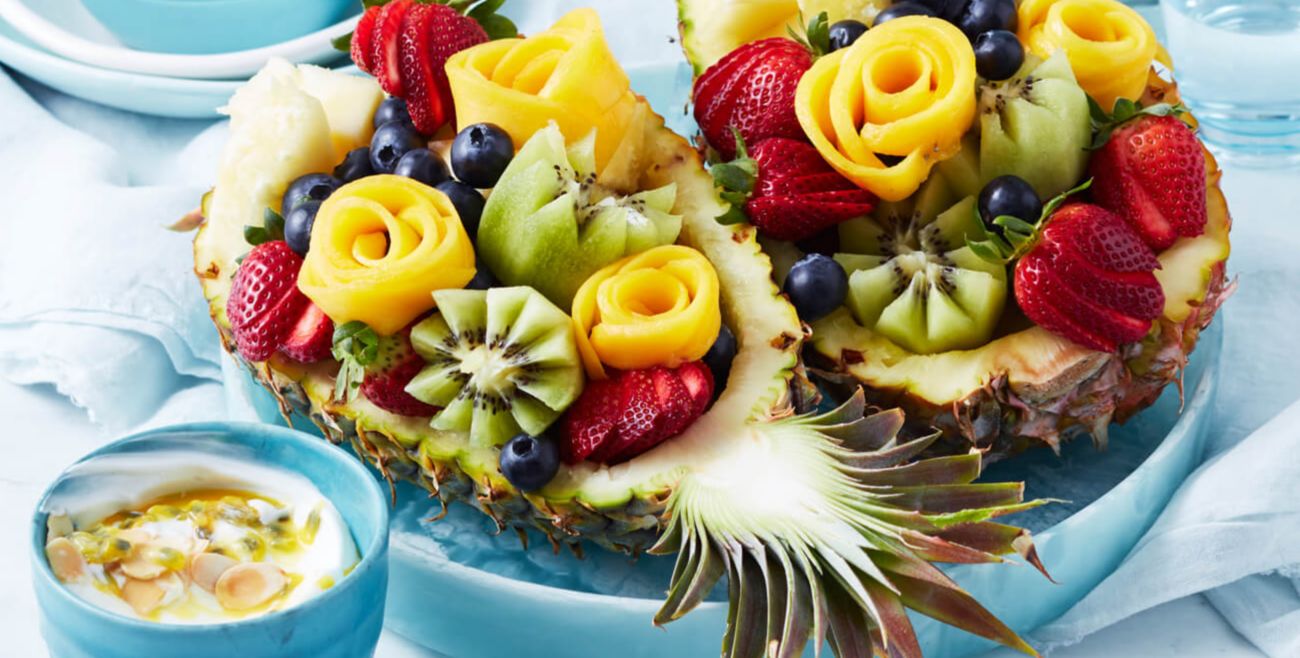 Pineapple fruit tray best sale ideas