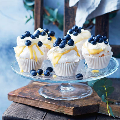 Lemon Curd Pav-Cakes With Blueberries