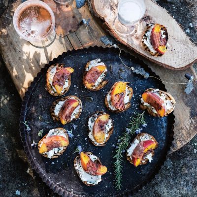 Peach & Prosciutto Crostini