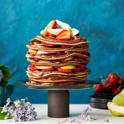 Chocolate-Berry-Pancake-Cake