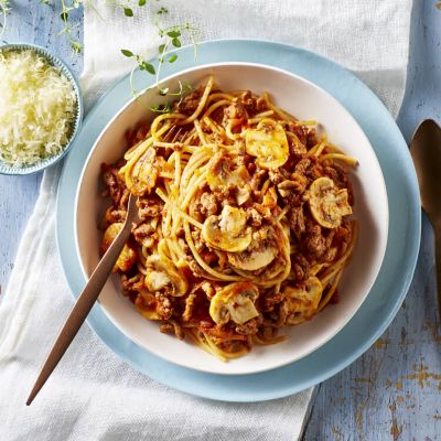 Spaghetti Bolognese with mushrooms