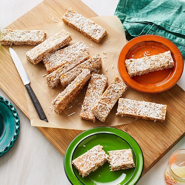 No-Cook Strawberry Bars