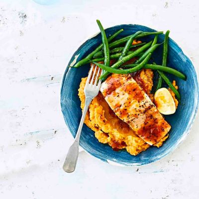 Tomato & Basil Barramundi With Sweet Potato Mash & Beanettes