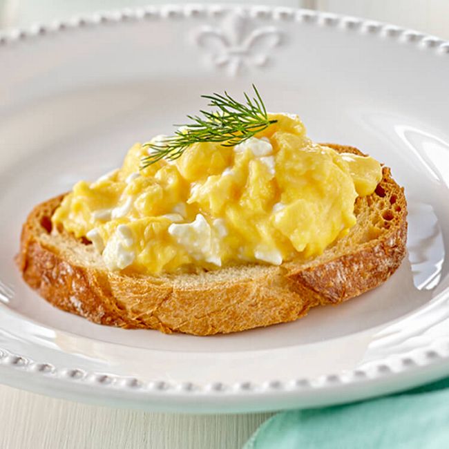 Scrambled Eggs With Cottage Cheese