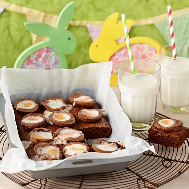 Creme Egg Chocolate Brownies