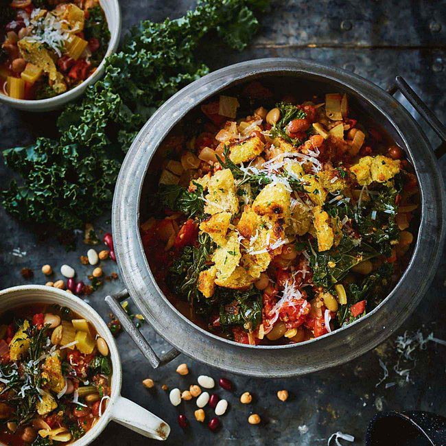 Italian-Style Bean & Kale Stew With Pangrattato
