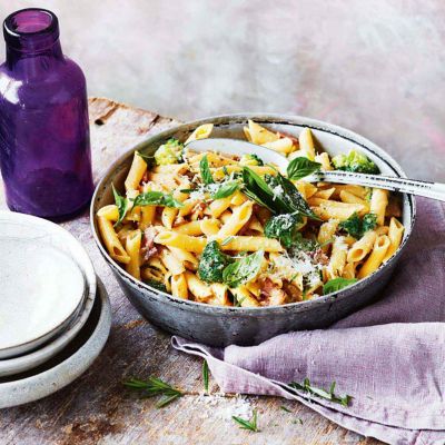 Penne Alfredo With Broccoli & Bacon