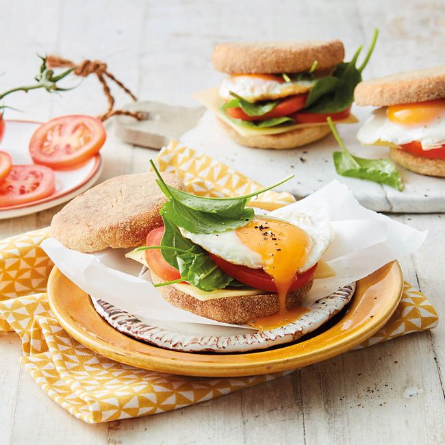 Wholemeal Brekkie Roll