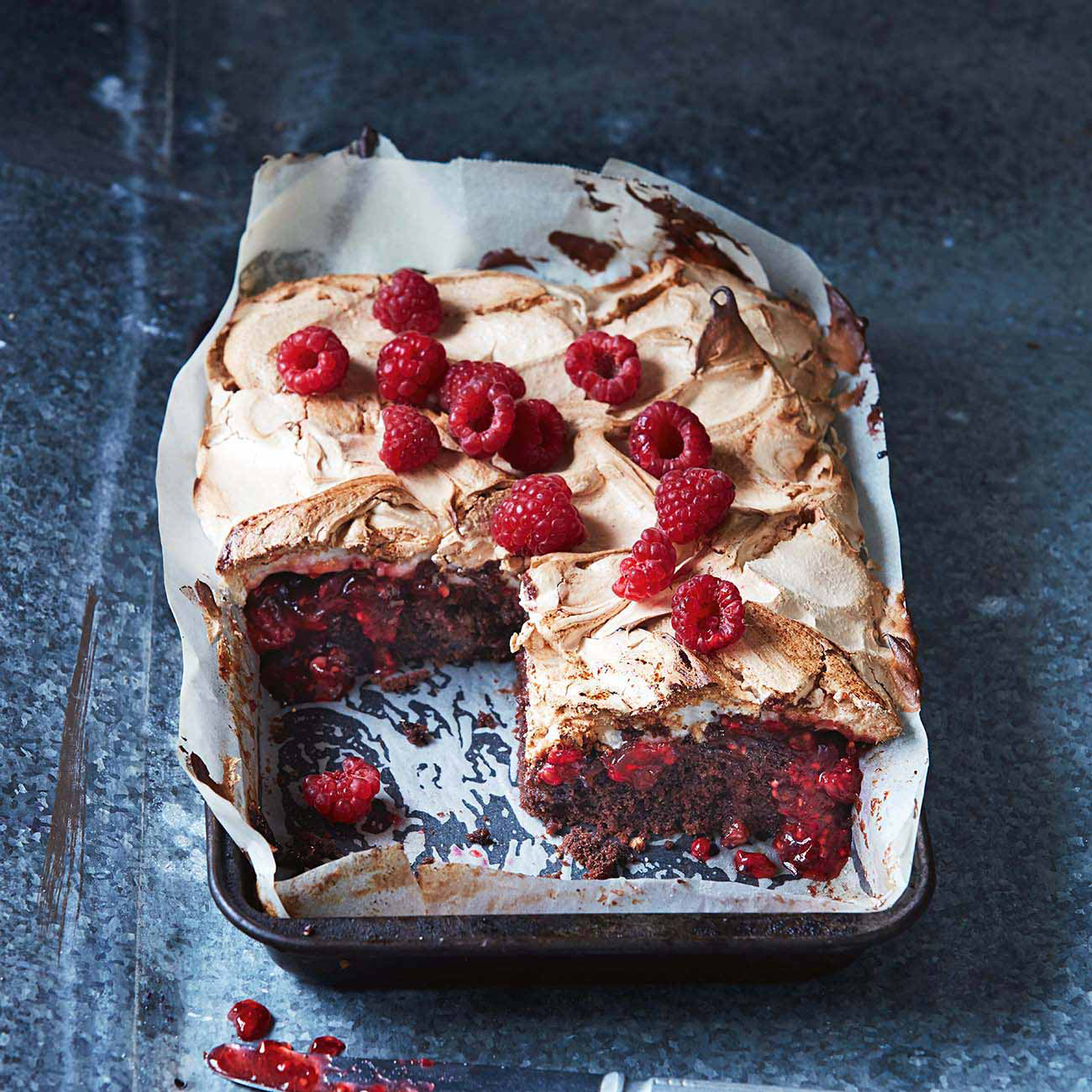 Choc-Berry Meringue Sponge