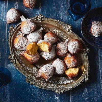 Zeppole Puffs