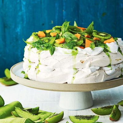 Vegan Pavlova With Kiwi & Pawpaw