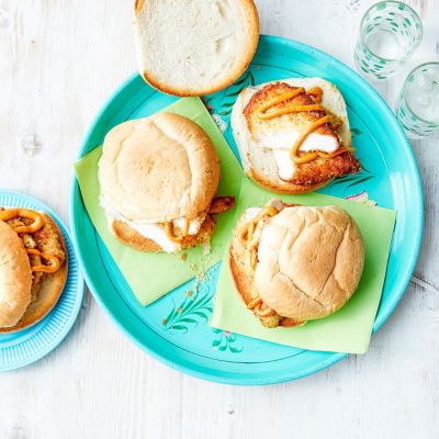 Fast Chicken Schnitzel Burgers