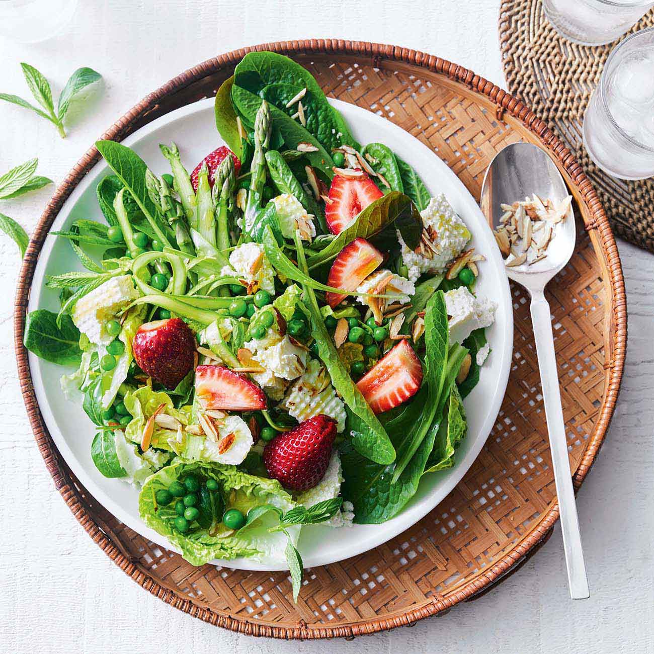 Asparagus ricotta and pea salad