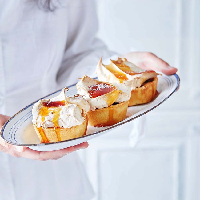Meringue-Topped Mince Pies