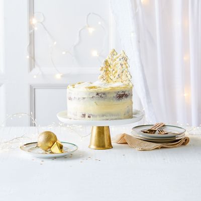 White Christmas Gingerbread Cake