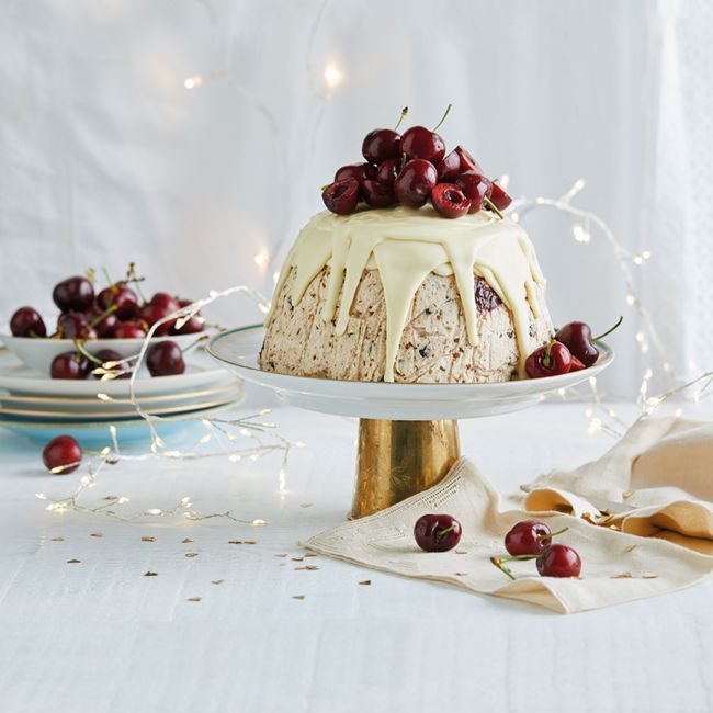 White Christmas Pudding Cheesecake