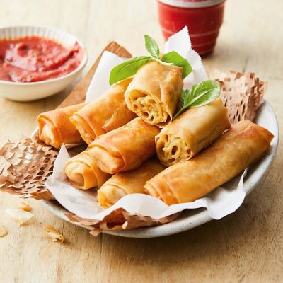 Vegan Mac & Cheese Spring Rolls