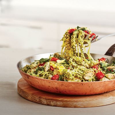 Spaghetti With Chicken Tomato & Pesto