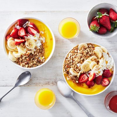 Granola & Mango Smoothie Bowl