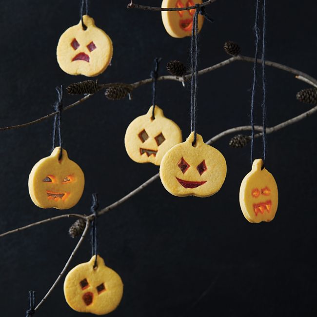 Jack-O-Lantern Halloween Cookies