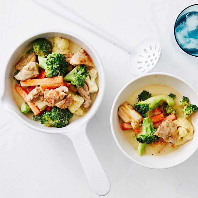 Speedy Thai Green Curry With Chicken & Veg