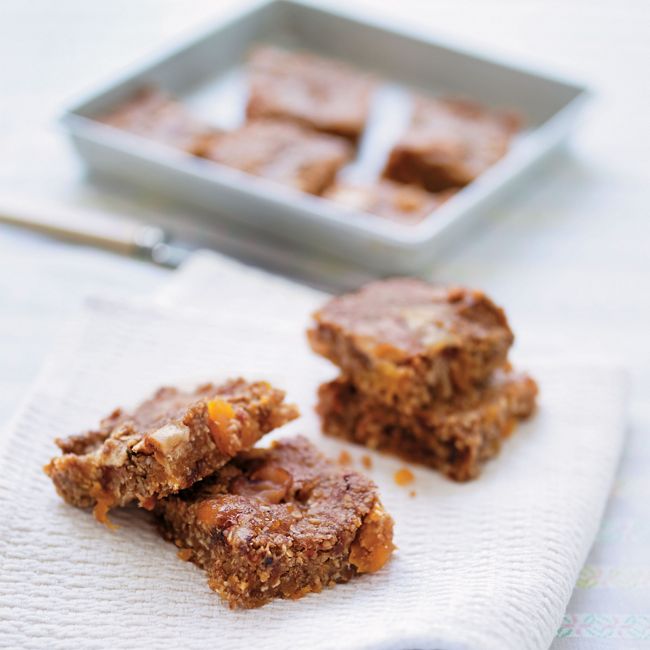 Sugarless Fruit Granola Bars