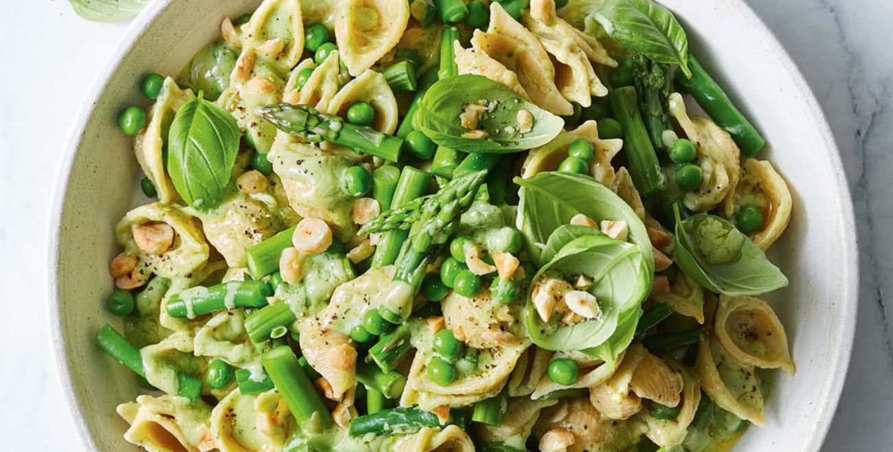 https://foodhub.scene7.com/is/image/woolworthsltdprod/2010-green-goddess-pasta-salad:Desktop-1300x658