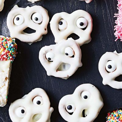 Pretzel Ghosts