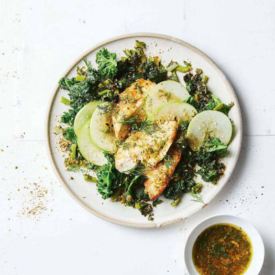 Warm Apple & Kale Salad With Pan-Fried Chicken