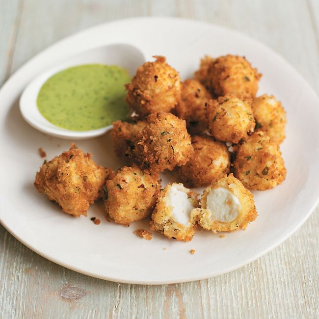 Hot-crumbed Bocconcini With Fresh Pesto Aïoli