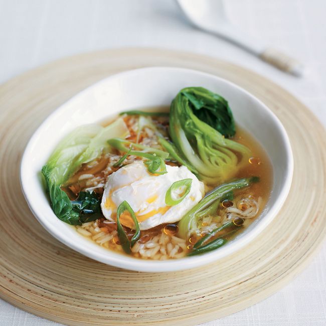 Oriental Rice Soup With Egg & Greens