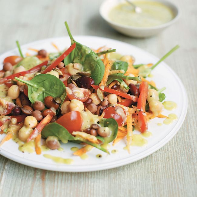 Mixed Pulses & Baby Spinach Salad With Avocado Dressing