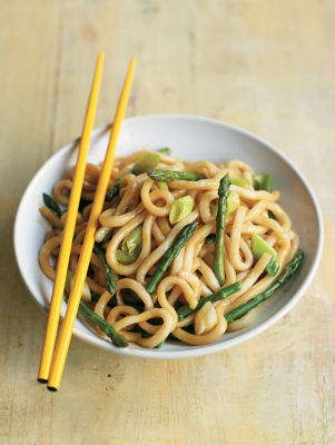 Asparagus And Udon Noodle Stir-fry