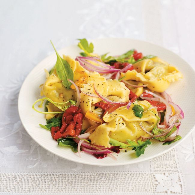 Tortellini, Roasted Capsicum & Rocket Salad