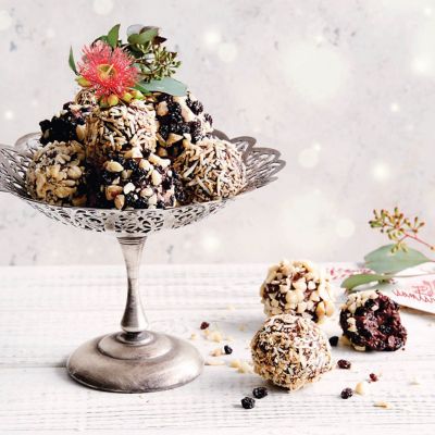 Sunbeam Fruit, Chocolate & Macadamia Christmas Truffles