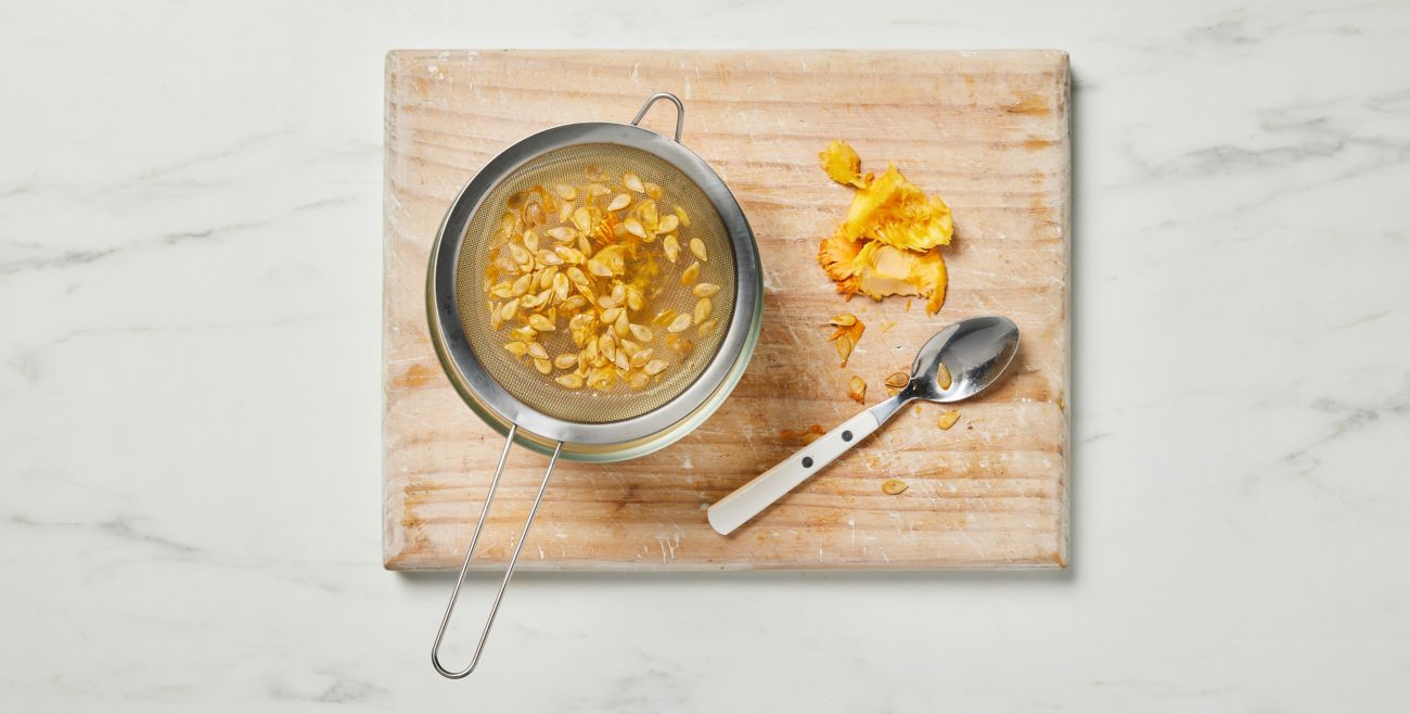 Clean pumpkin seeds