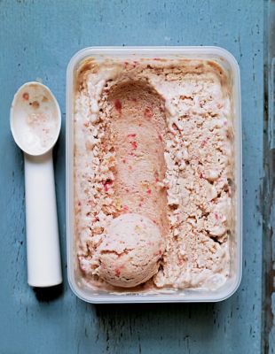 Banana & Strawberry Ice Cream