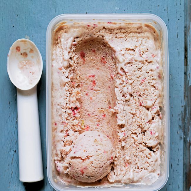 Banana & Strawberry Ice Cream