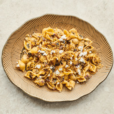 Aubergine and ricotta pasta
